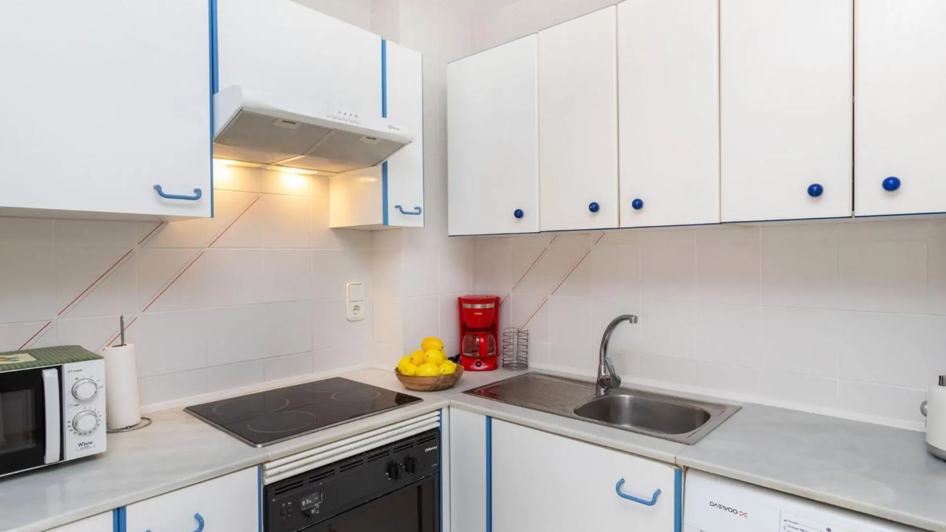 Apartment Ancora By Interhome Salou